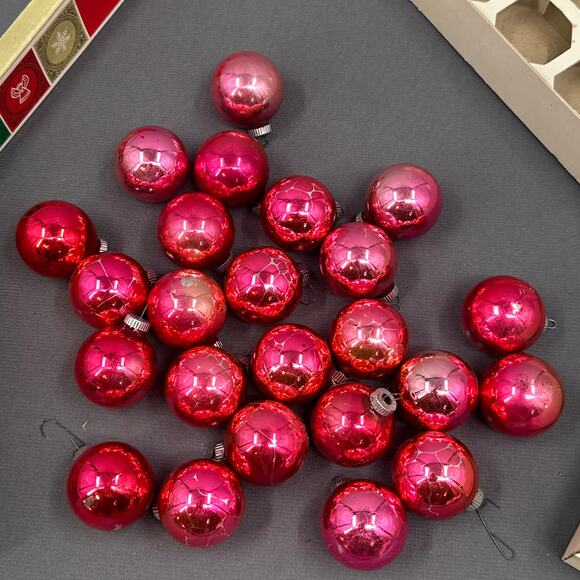 VTG Shiny Brite Glass Christmas Ornaments Pink Red 1 3/4" USA 2 Boxes 24 Balls - Picture 6 of 16